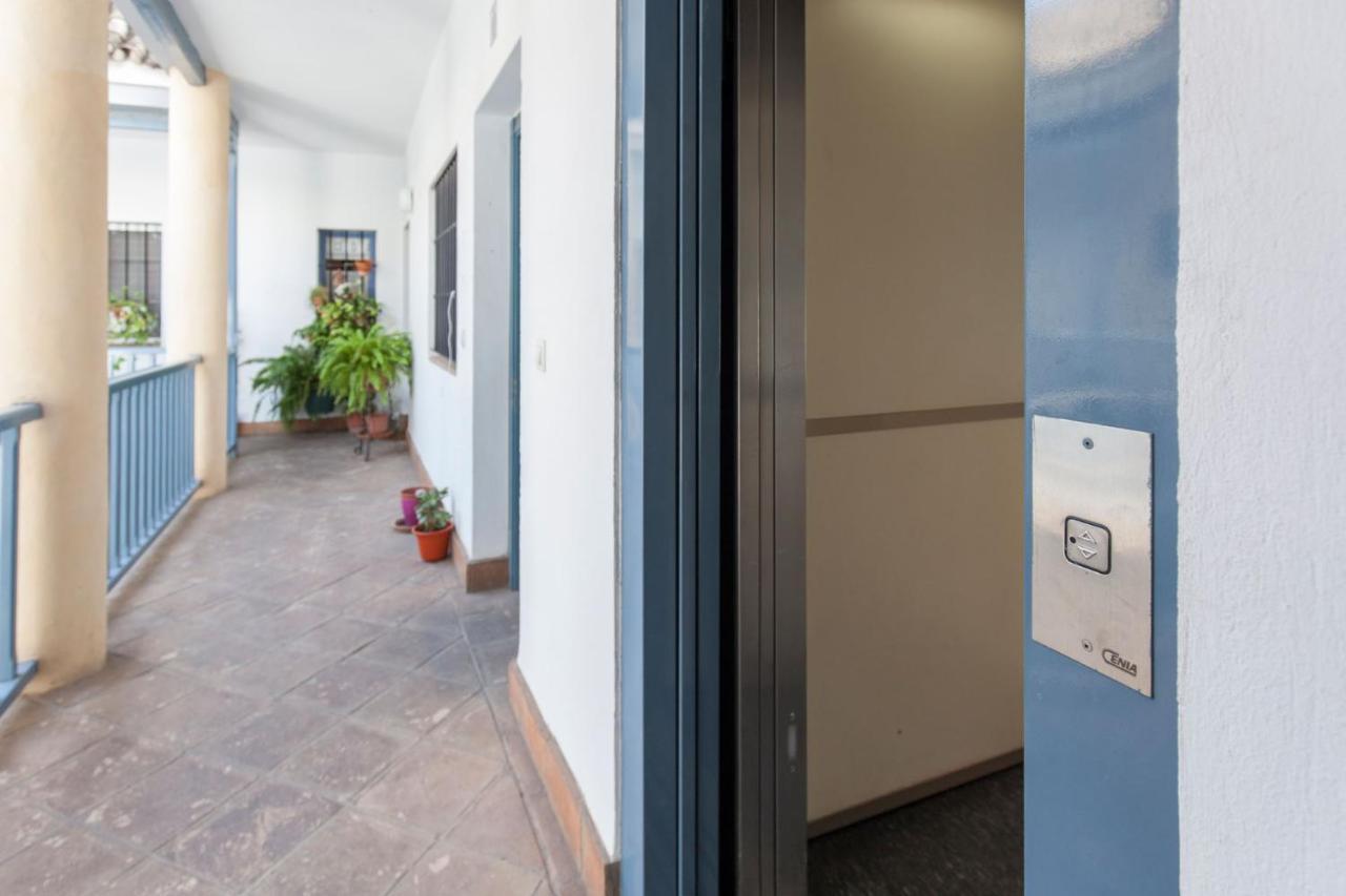 Espectacular Apartamento Con Terraza Privada Parking เซบีญา ภายนอก รูปภาพ